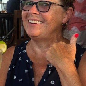 Meet your Posher, Deborah